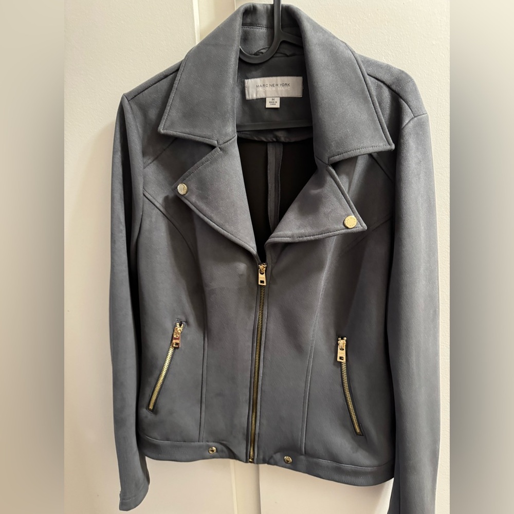 Marc New York Grey Suede Jacket Size Medium. Preowned. Gold zipper jacket.